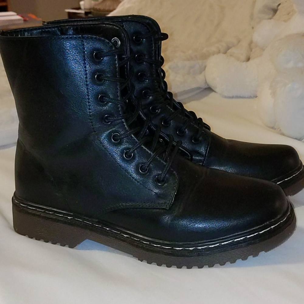 Combat Boots